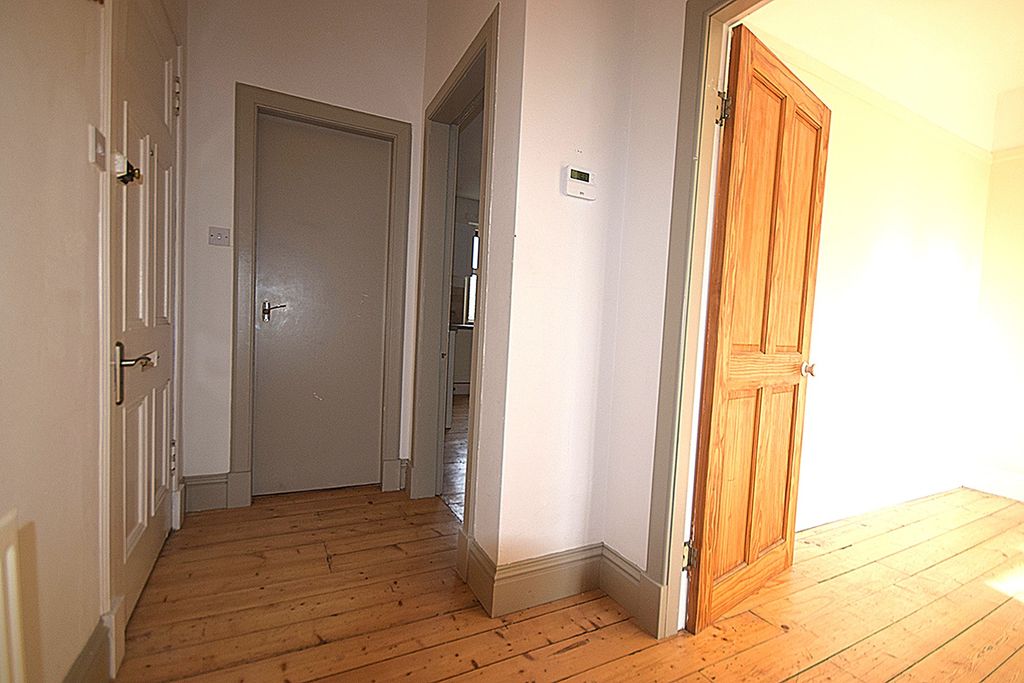 Property photo 1 of 4