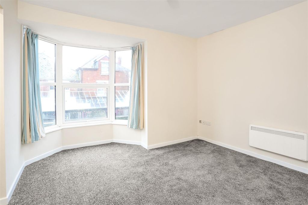 Property photo 2 of 7 006.Jpg