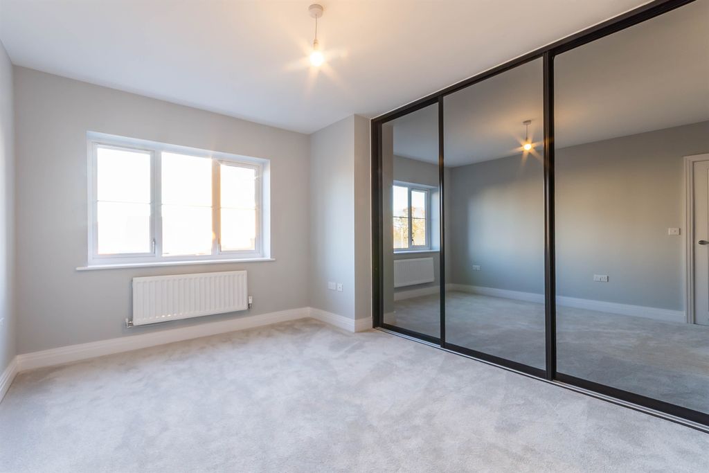 Property photo 3 of 18 Bedroom Two