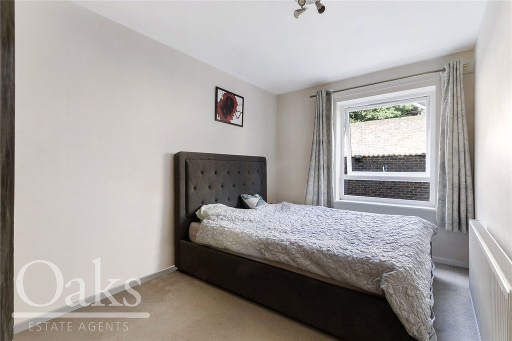 Property photo 3 of 8 Picture No. 05