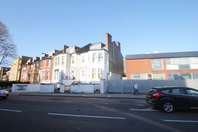 Property photo 1 of 5