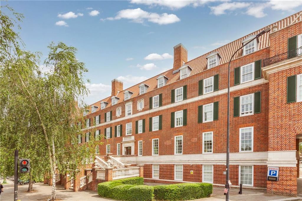 Property photo 1 of 5