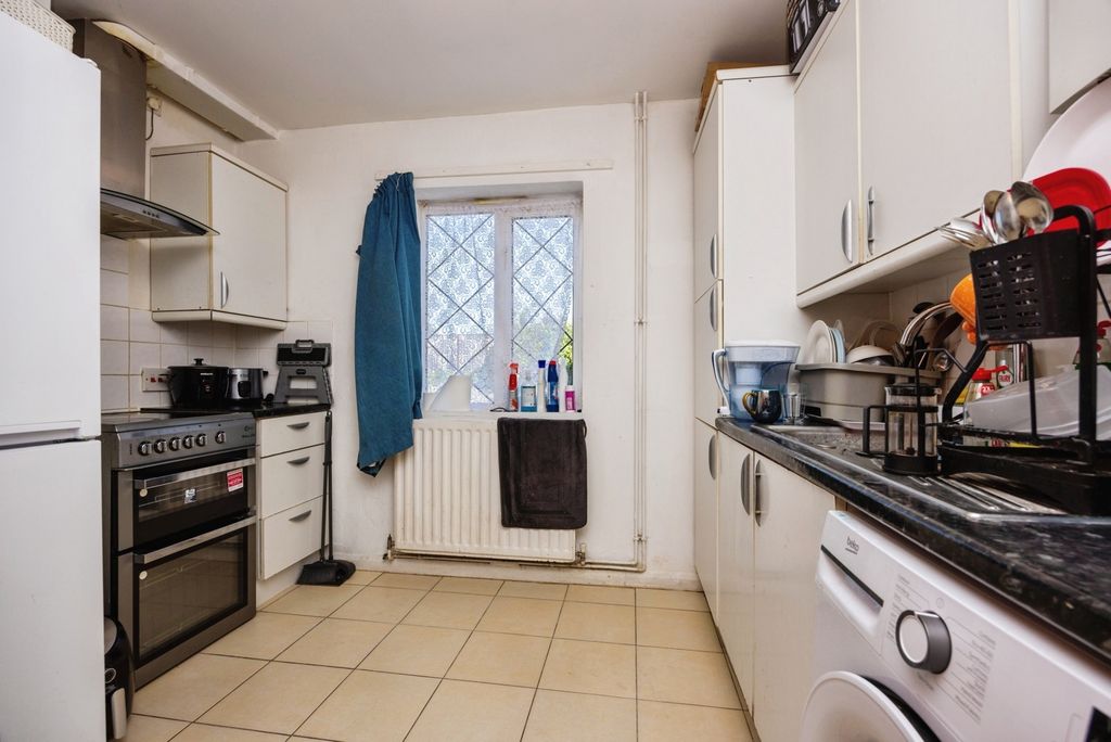 Property photo 2 of 15 Pbox-Img.Jpg