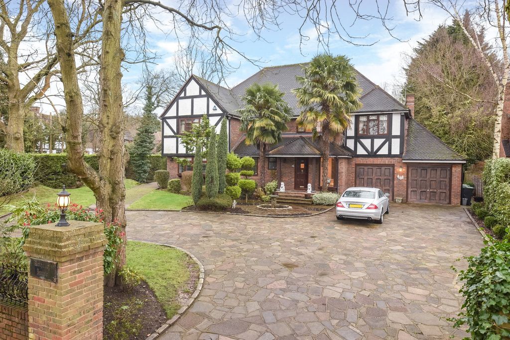 Property photo 1 of 19
