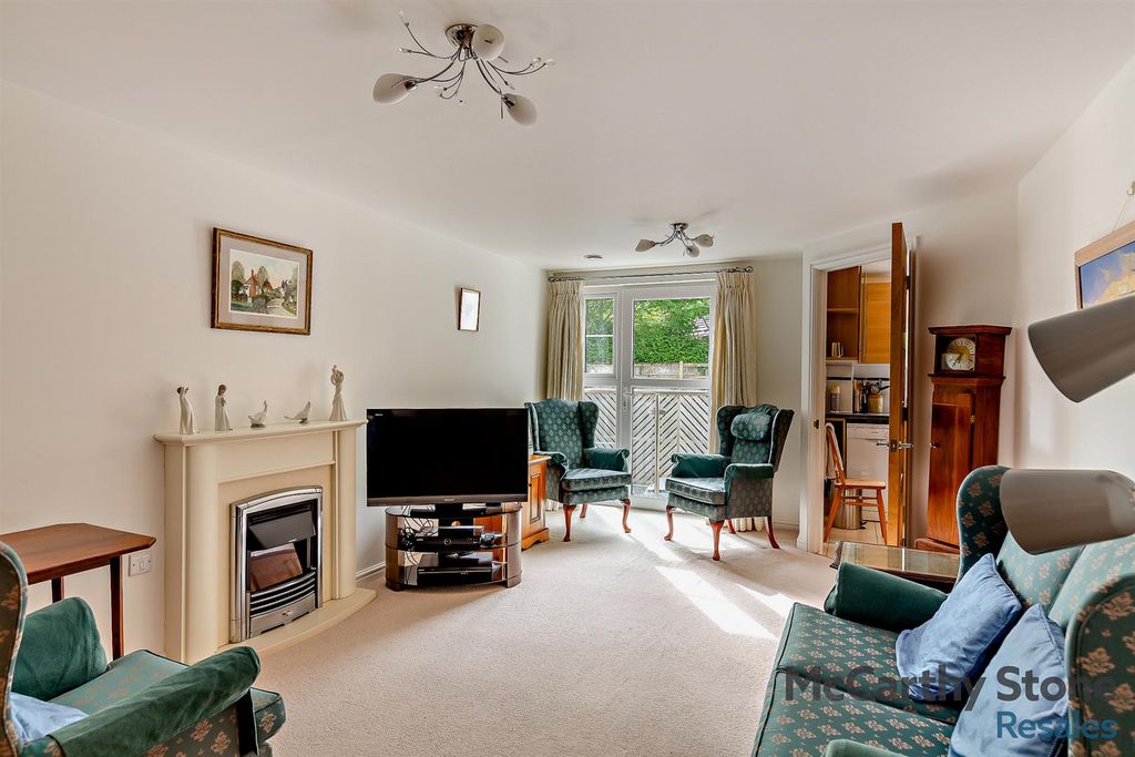Property photo 2 of 19 Living Room: