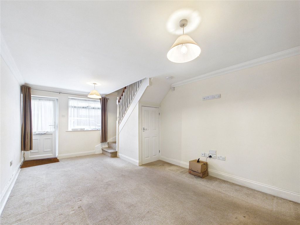 Property photo 3 of 14 Picture No. 16