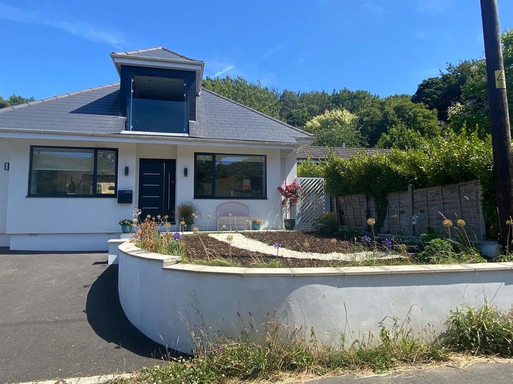 Property photo 1 of 20 1