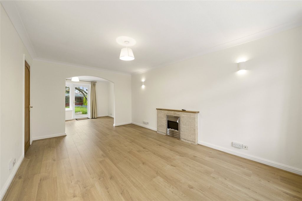 Property photo 2 of 19 Picture No. 18