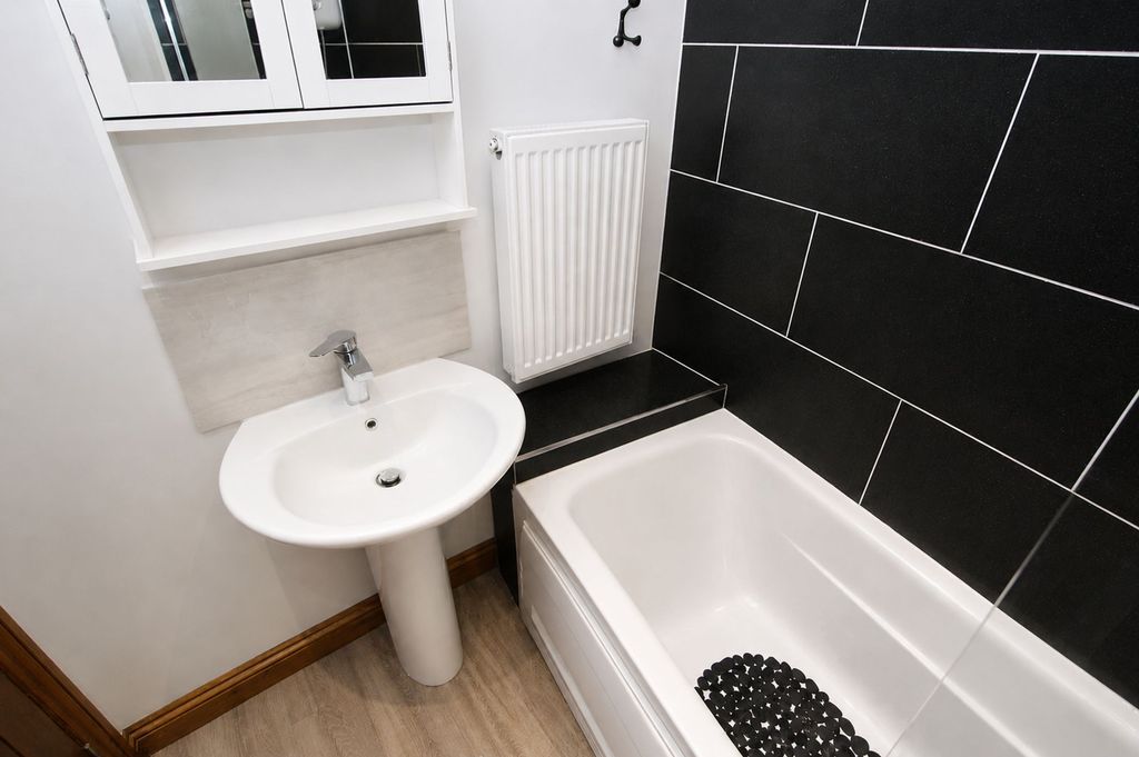 Additional image 15 of 2 bed flat for saleLane Bottom, Newhey OL16