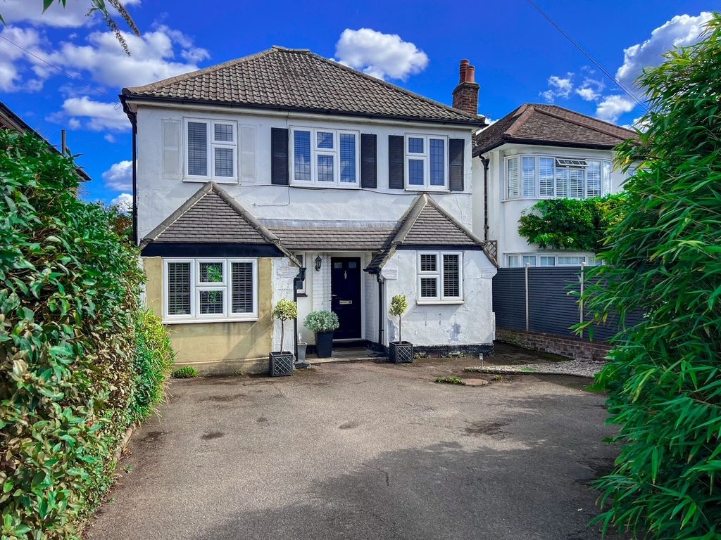 Property photo 1 of 24
