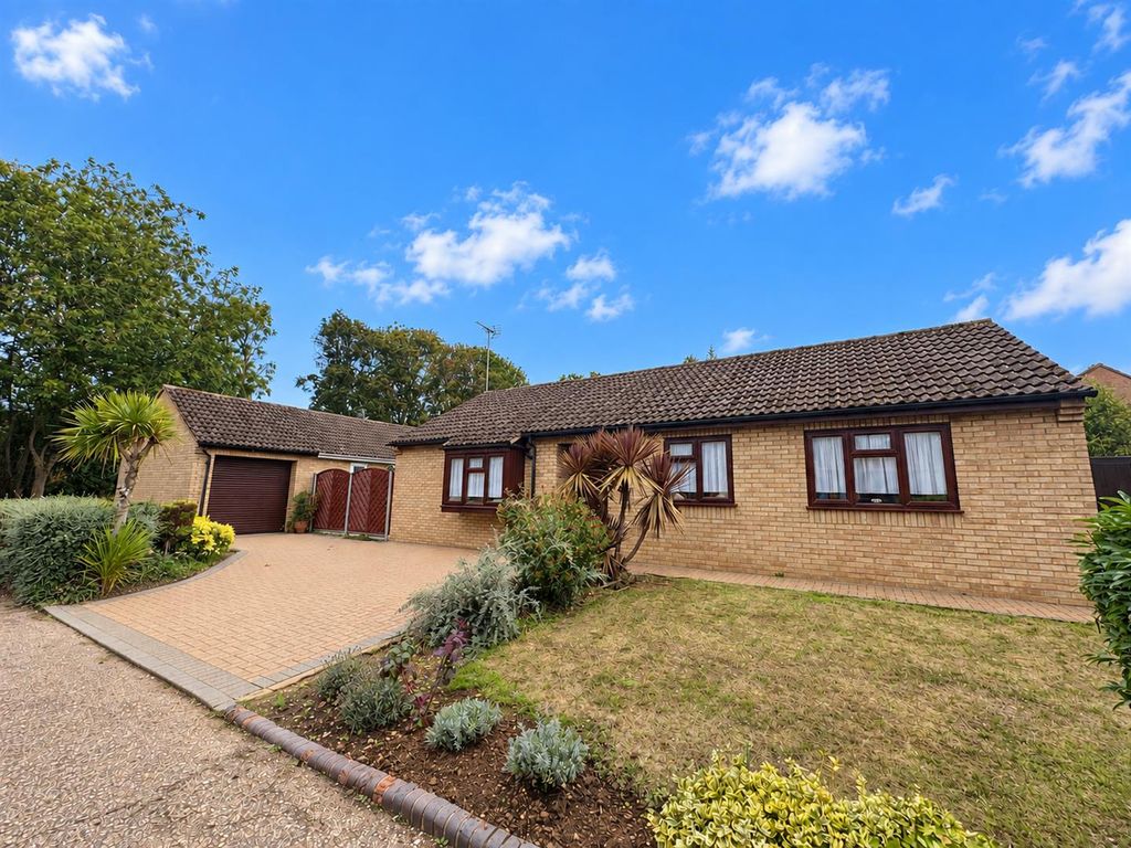 Property photo 1 of 12