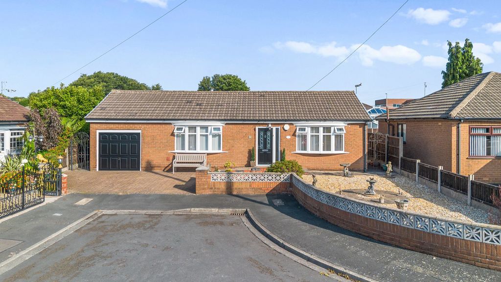 Property photo 1 of 19