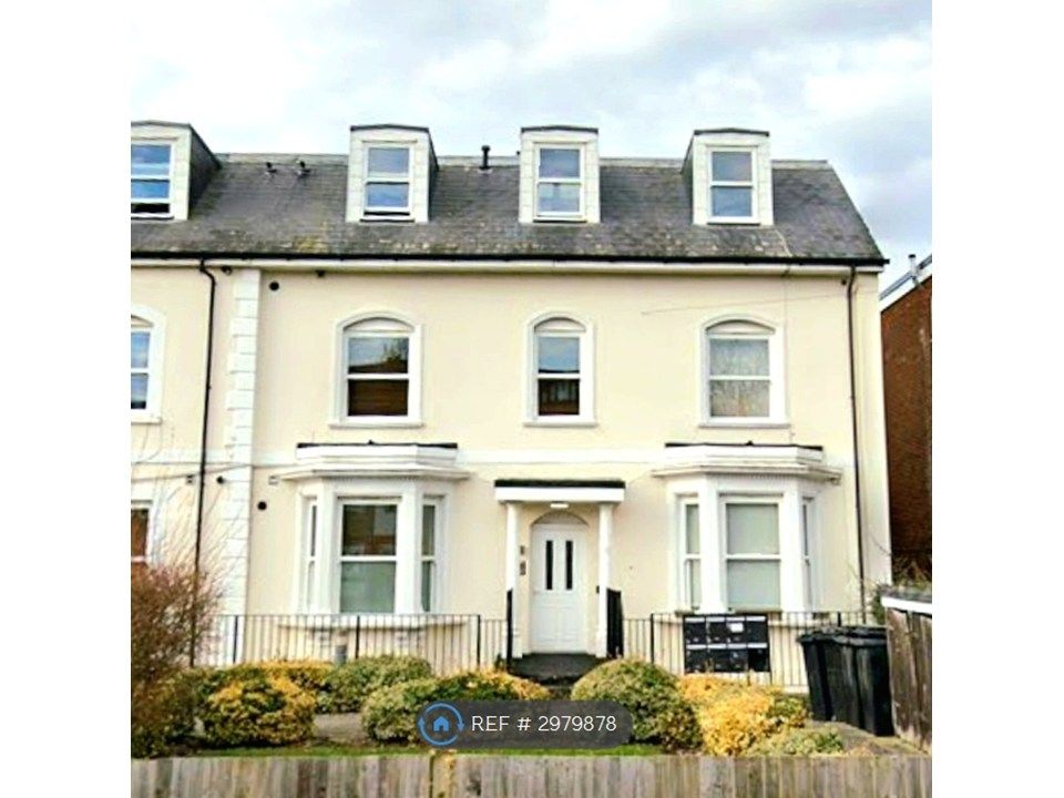 Property photo 1 of 3