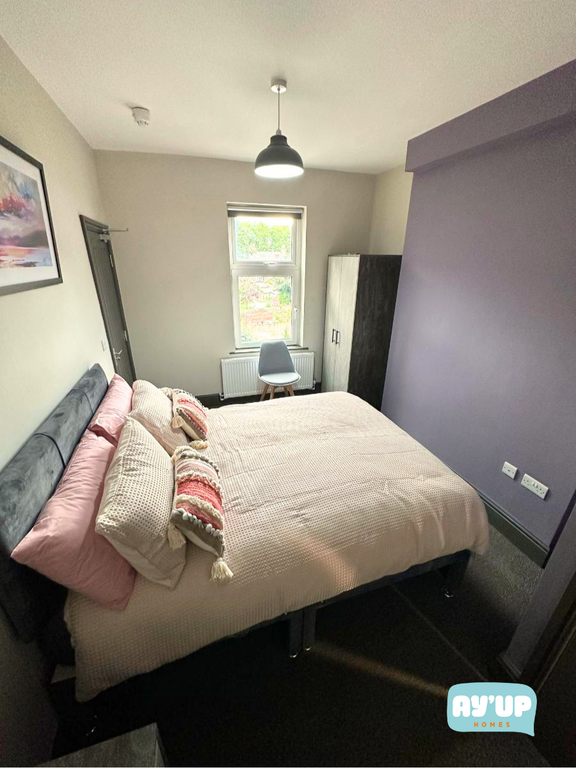 Property photo 2 of 3