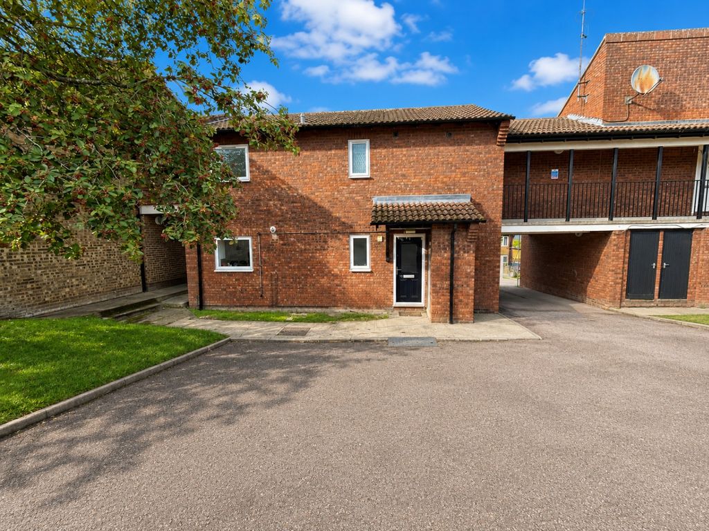 Property photo 1 of 9 4603053