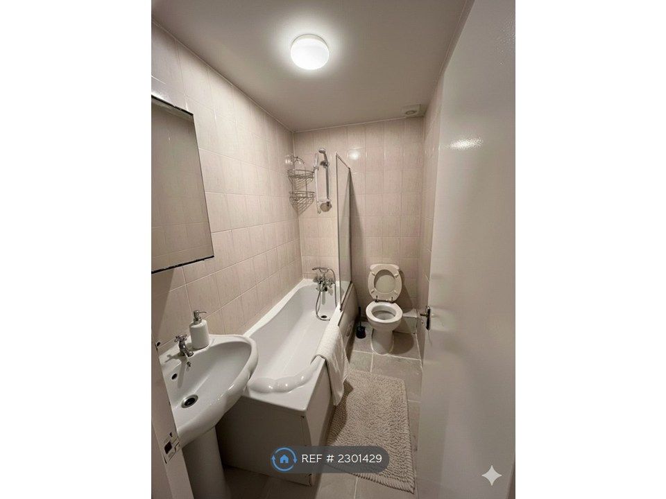 Property photo 3 of 3