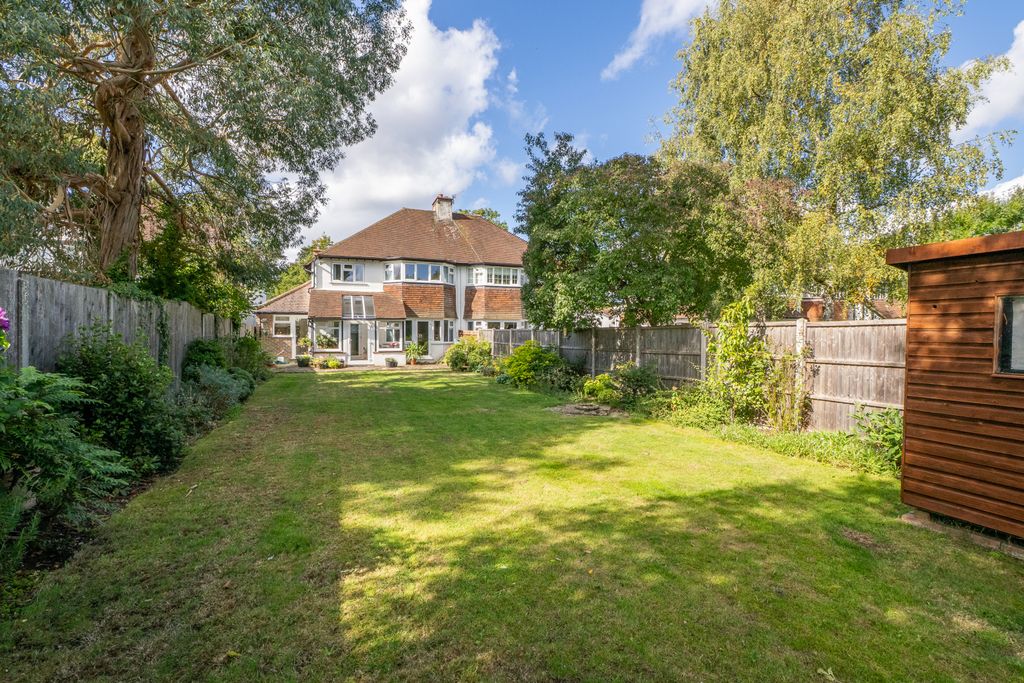 Property photo 3 of 36 Picture No. 35