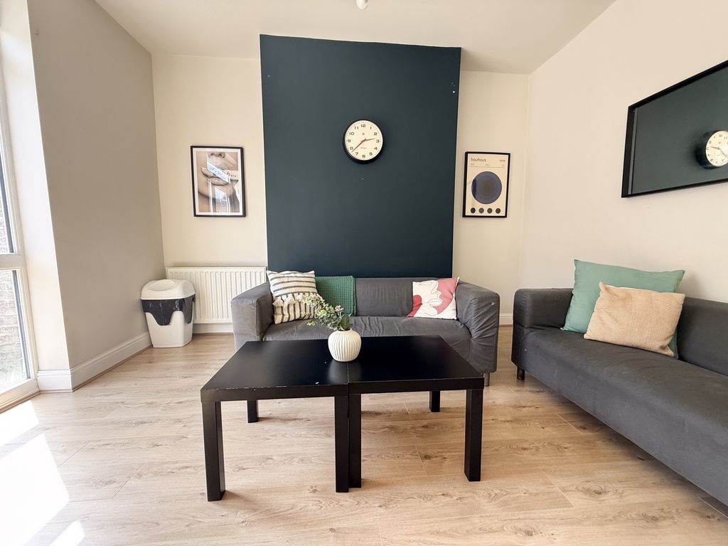 Property photo 3 of 6 20-Img_0329 2