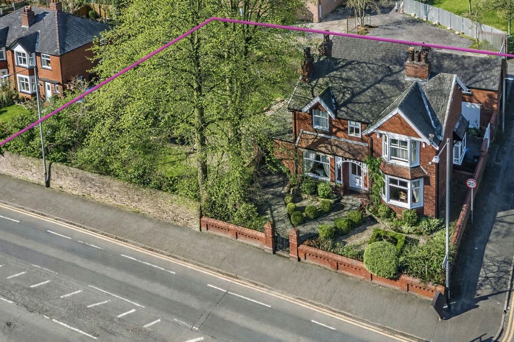 Property photo 1 of 47