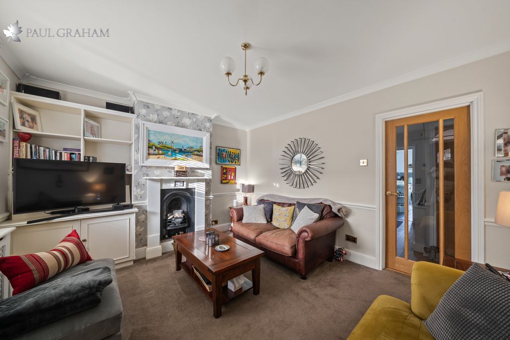 Property photo 3 of 18 Dsc01976