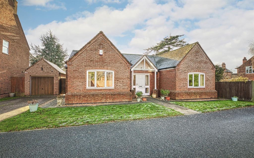 Property photo 1 of 29