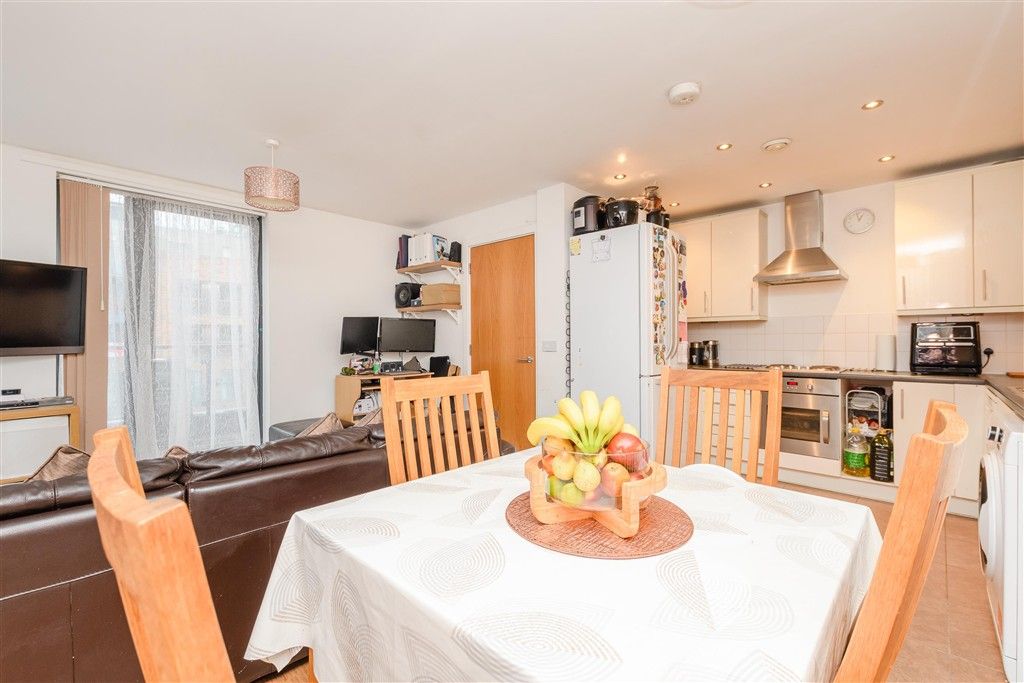 Property photo 2 of 6 Lounge/Diner