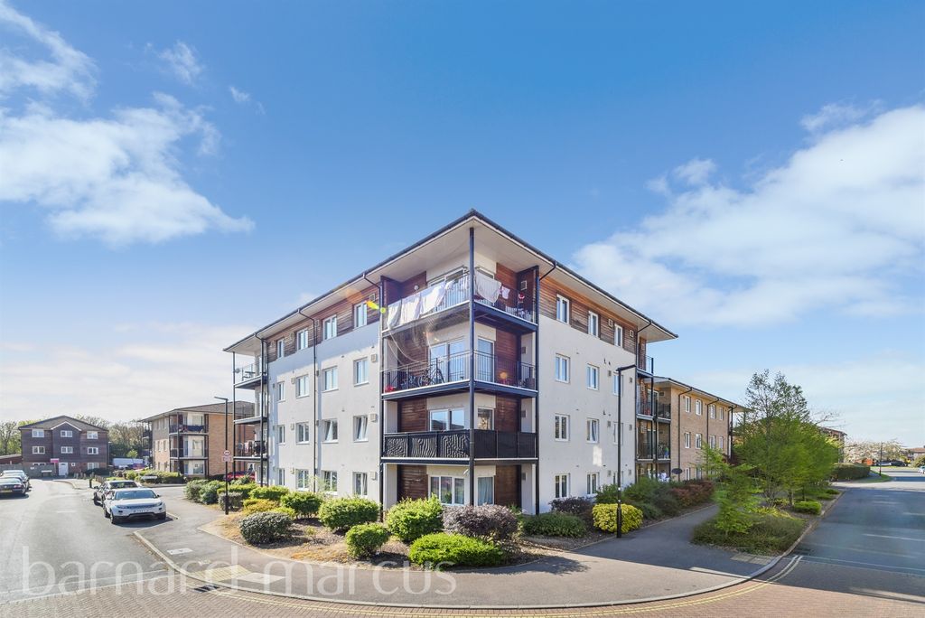 Property photo 1 of 8