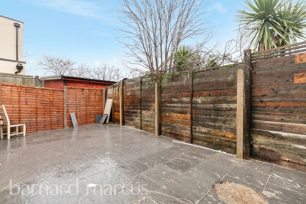 Property photo 2 of 6 Image