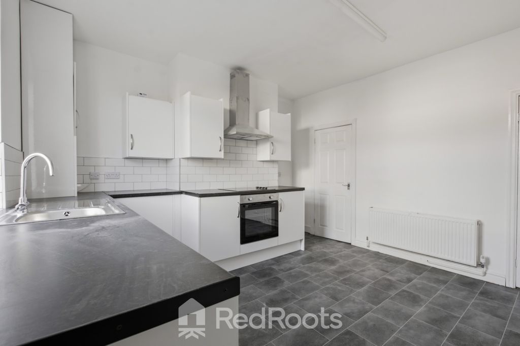 Property photo 3 of 17 5022592