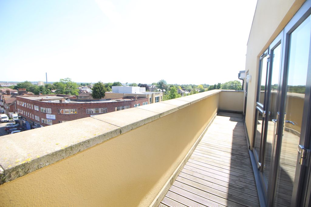 Property photo 3 of 7 Photo 16