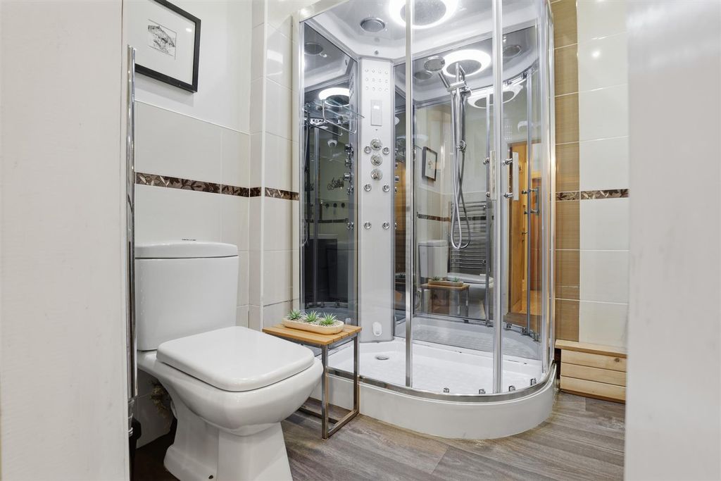 Additional image 4 of 2 bed flat for saleBrisbane Street, Greenock PA16