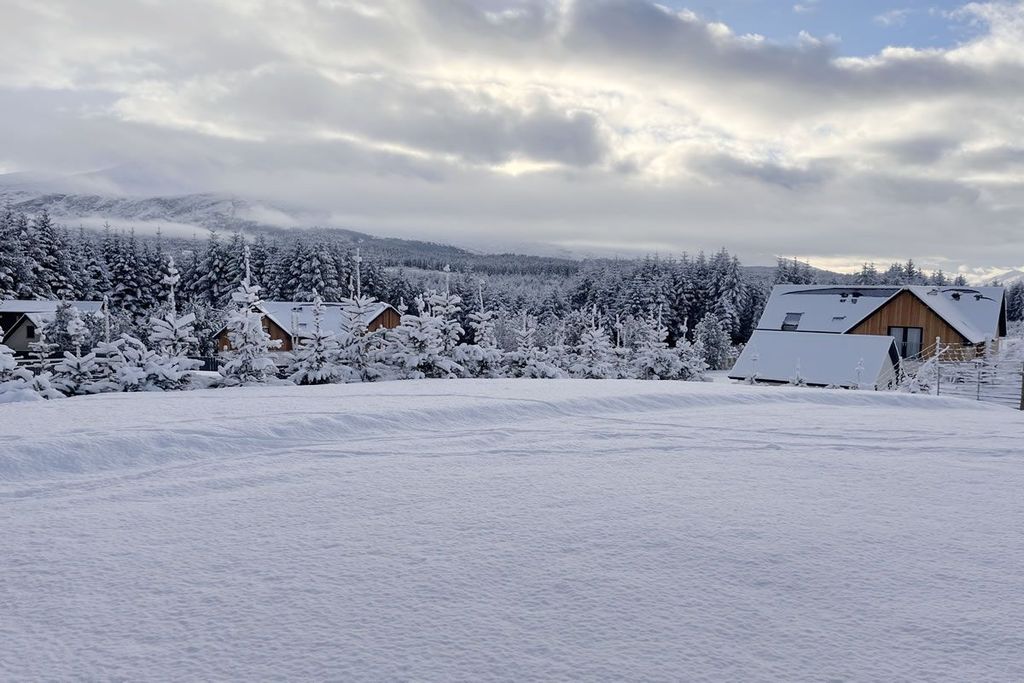 Property photo 3 of 9