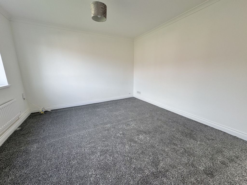 Property photo 2 of 10 Img_0762