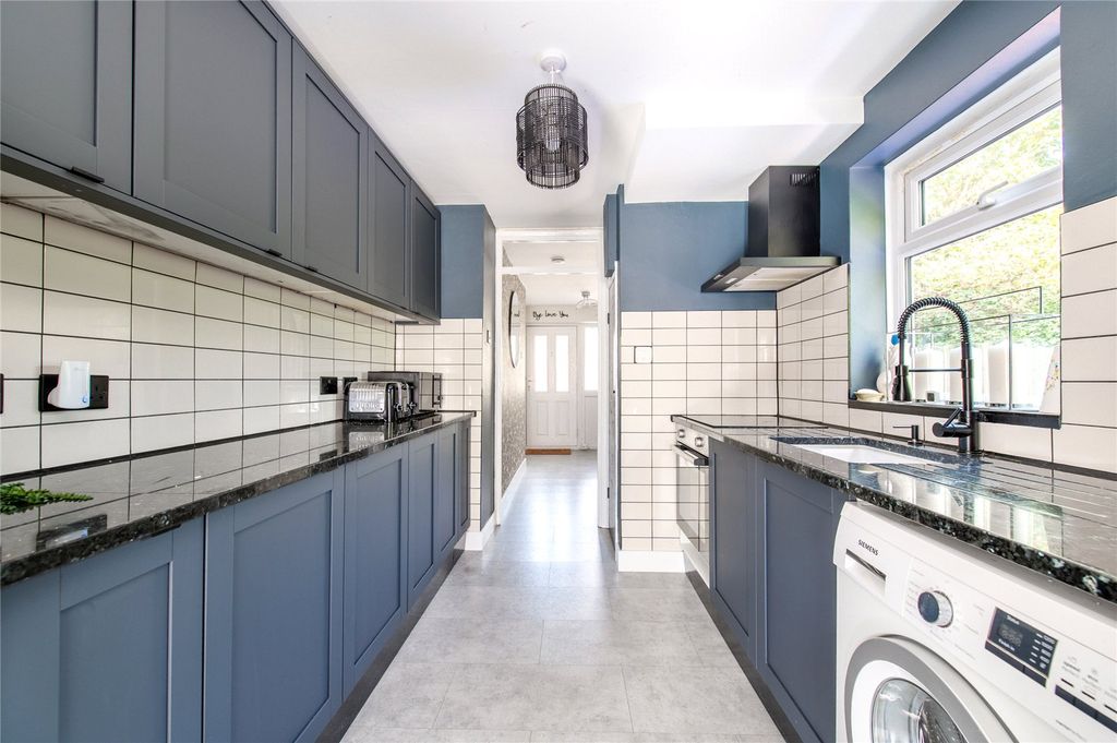 Property photo 3 of 15 Kitchen