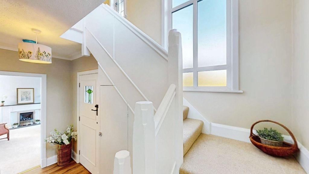 Property photo 2 of 15 Pbox-Img.Jpg