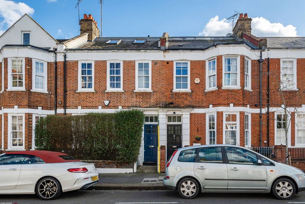 Property photo 1 of 12