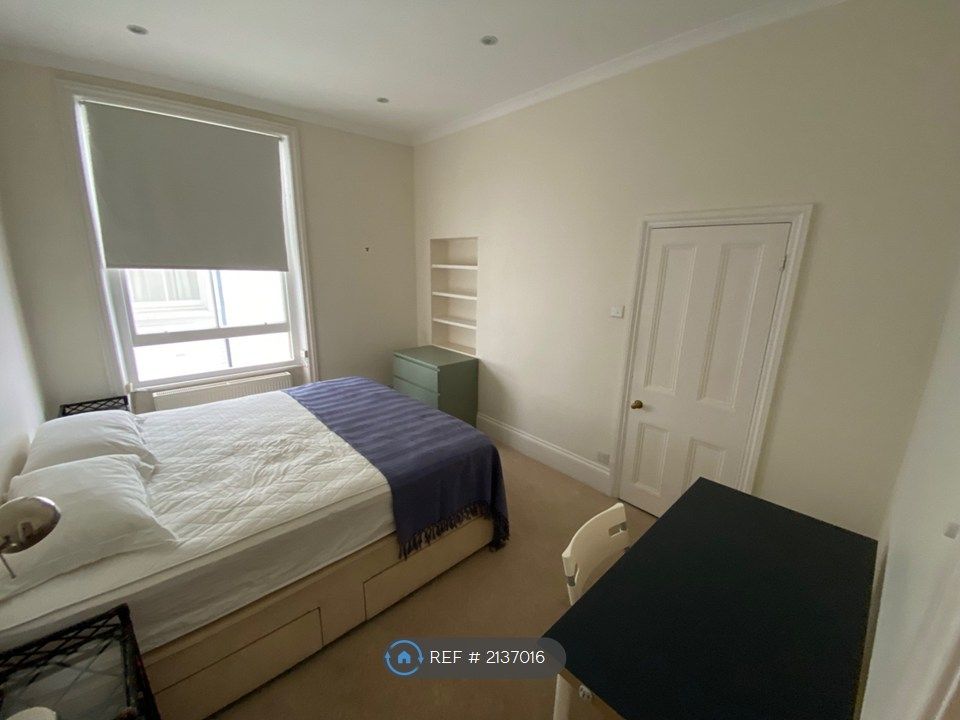 Property photo 3 of 13 Bedroom 2