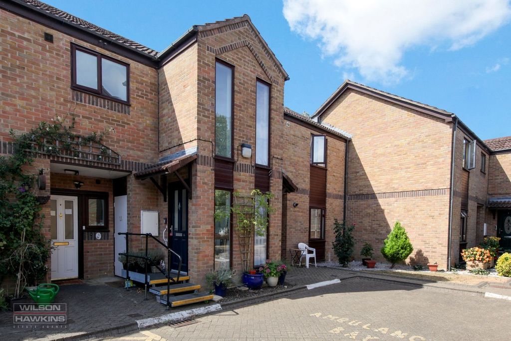 Property photo 1 of 15