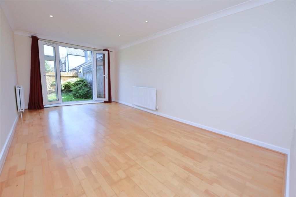 Property photo 1 of 8 Picture No. 03