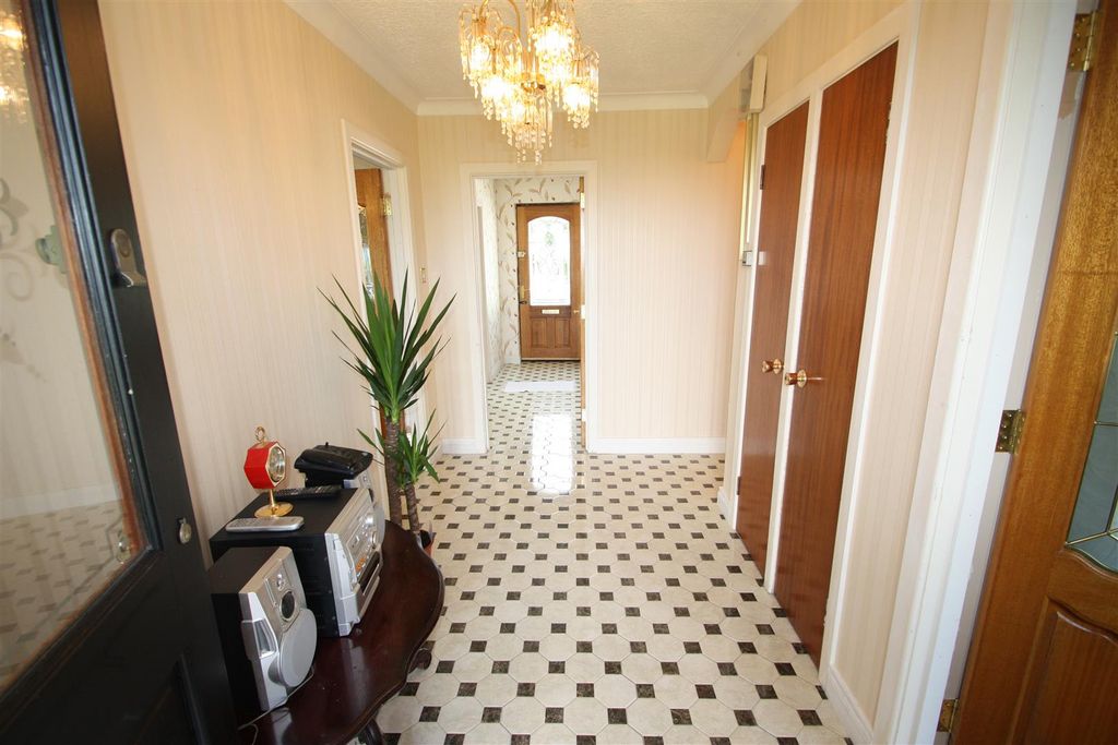 Property photo 3 of 37 Img_7401.Jpg