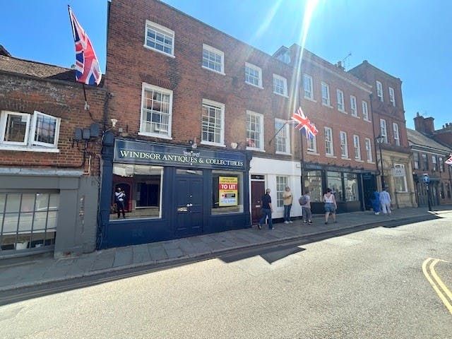 Property photo 1 of 5 52 High Street Eton Ext July.Jpg