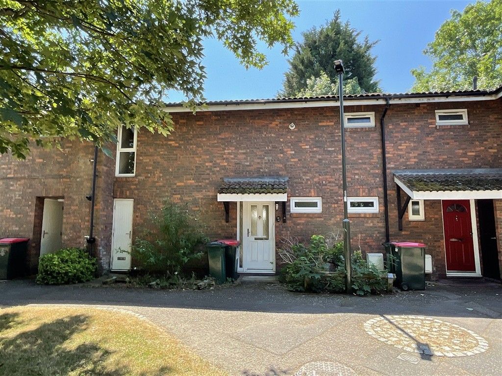 Property photo 1 of 11 Front