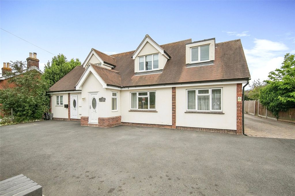 Property photo 1 of 15 Picture No. 18