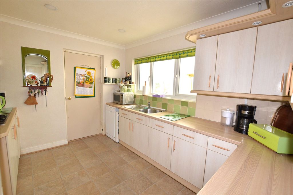 Property photo 3 of 14 Picture No. 04