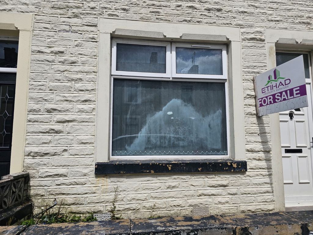 Property photo 1 of 25
