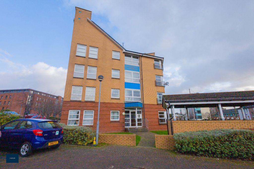 Property photo 1 of 8 Photo 1