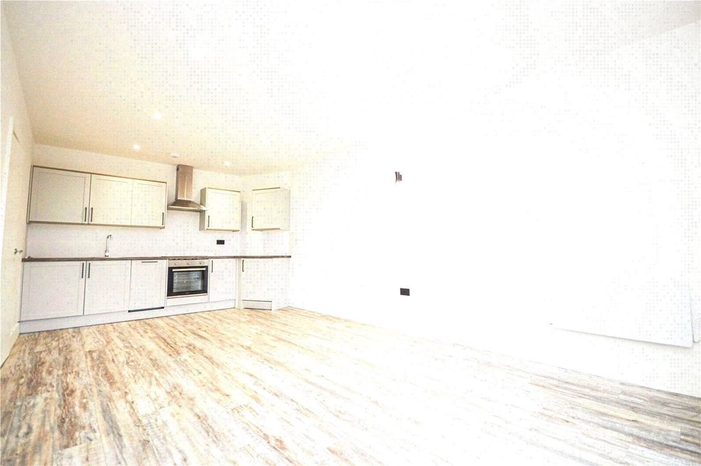 Property photo 3 of 6 Reception