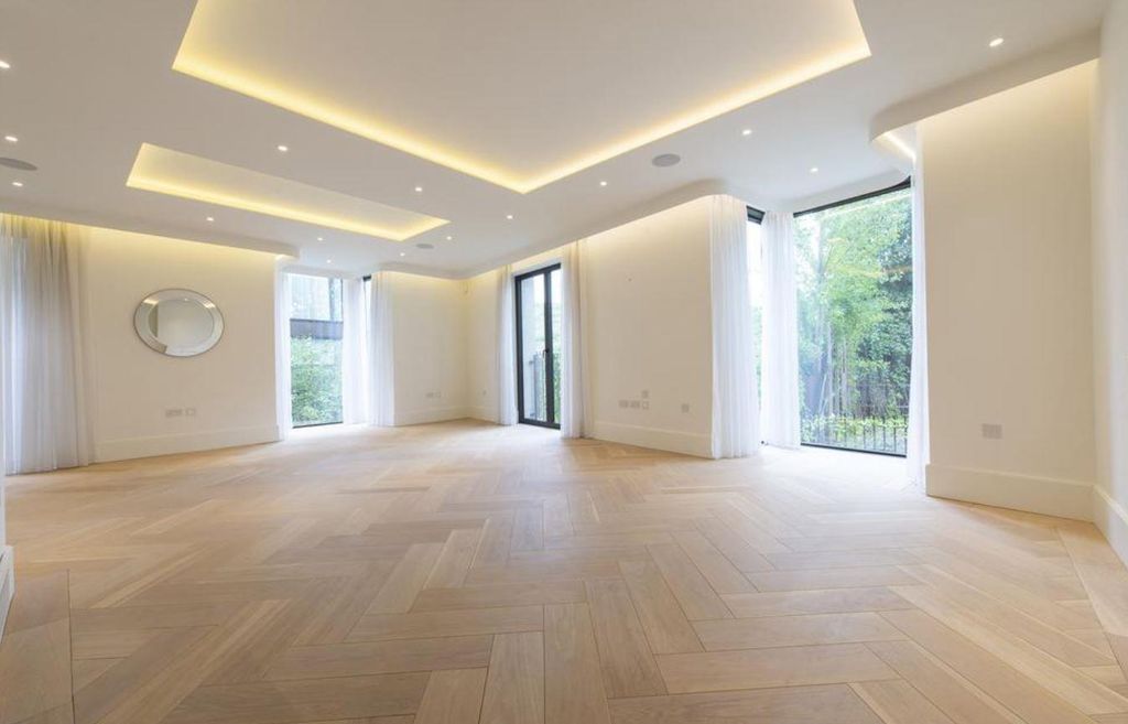 Property photo 2 of 13 3.Jpg