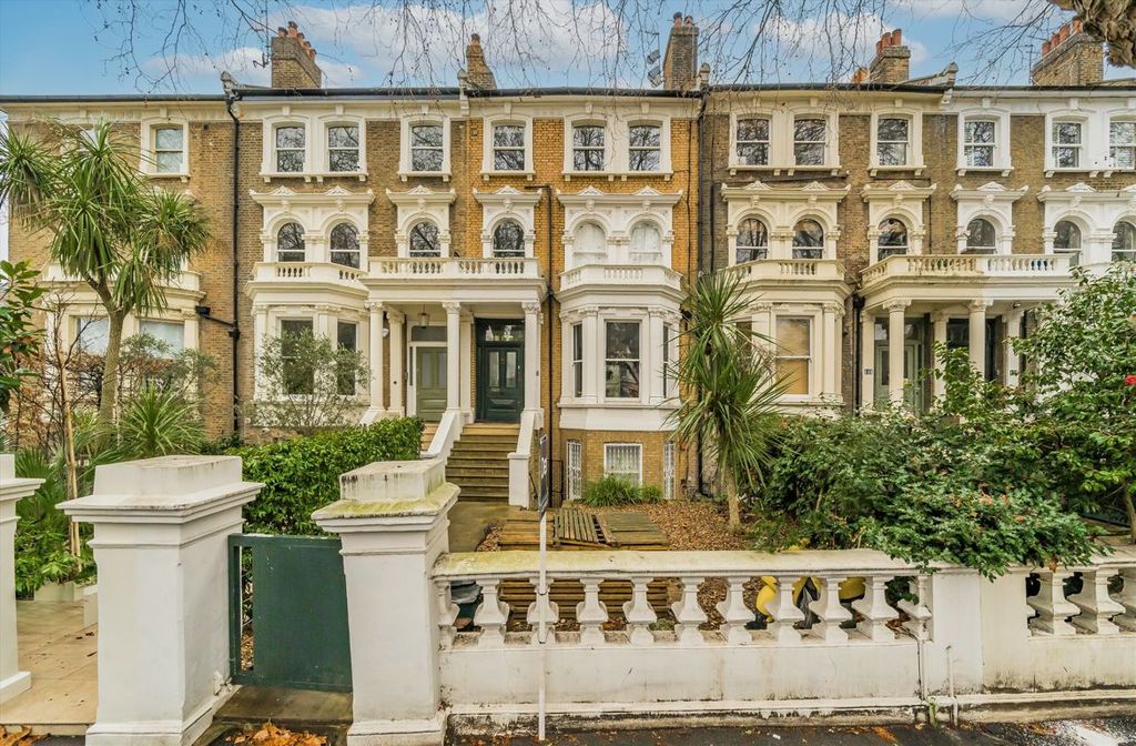 Property photo 1 of 8