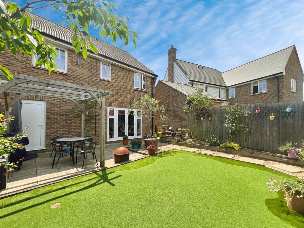 Property photo 2 of 19